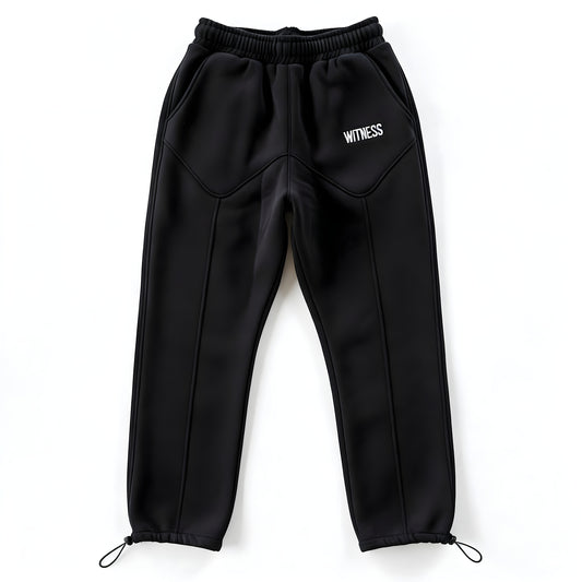 THE ESSENTIAL JOGGER (Blackout)